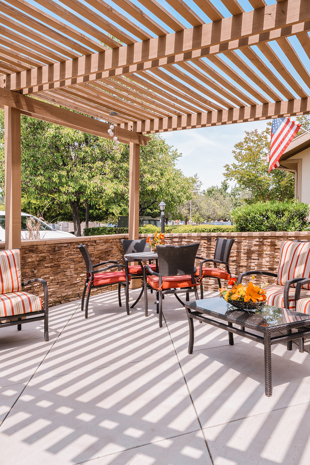 NorthStar Summerfield Senior Living Communities Patio table at Summerfield's Brookside neighborood in Stockton, CA